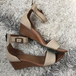 Ugg Wedge Sandal